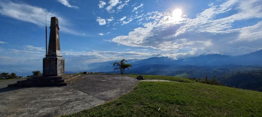 El Obelisco de El Tambo, vestigio de una batalla perdida
